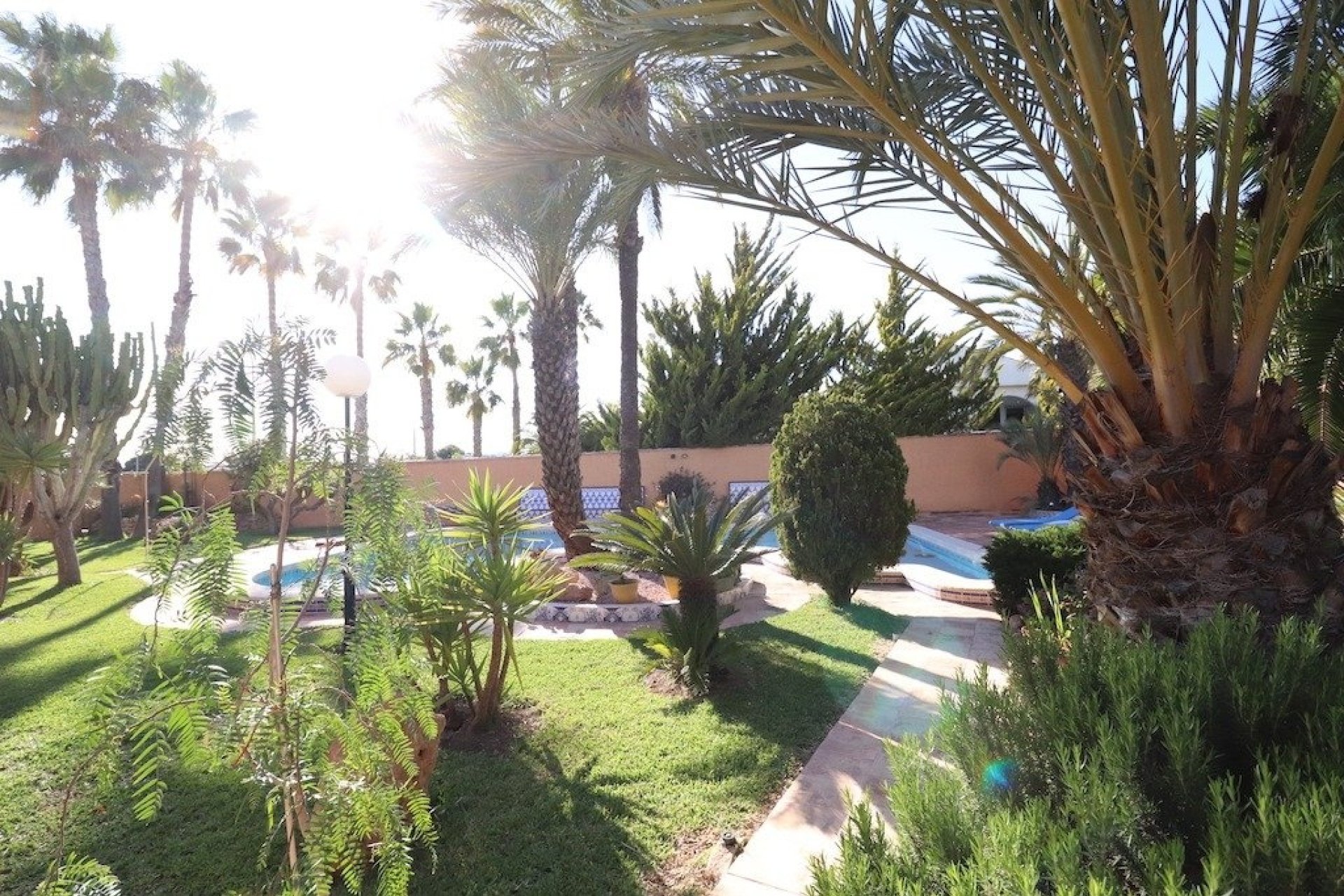 Herverkoop - Villa -
Torrevieja - Costa Blanca