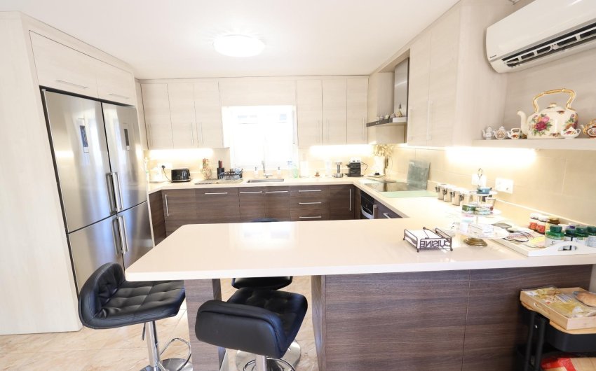 Herverkoop - Villa -
Torrevieja - Costa Blanca