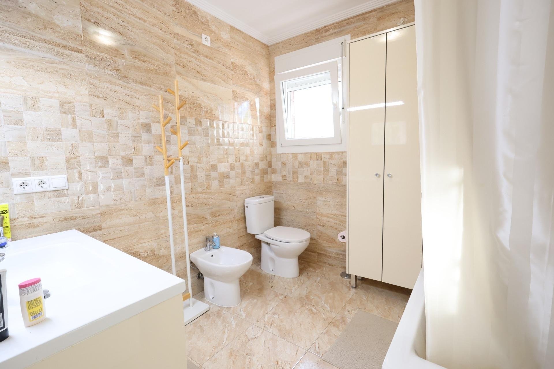 Herverkoop - Villa -
Torrevieja - Costa Blanca