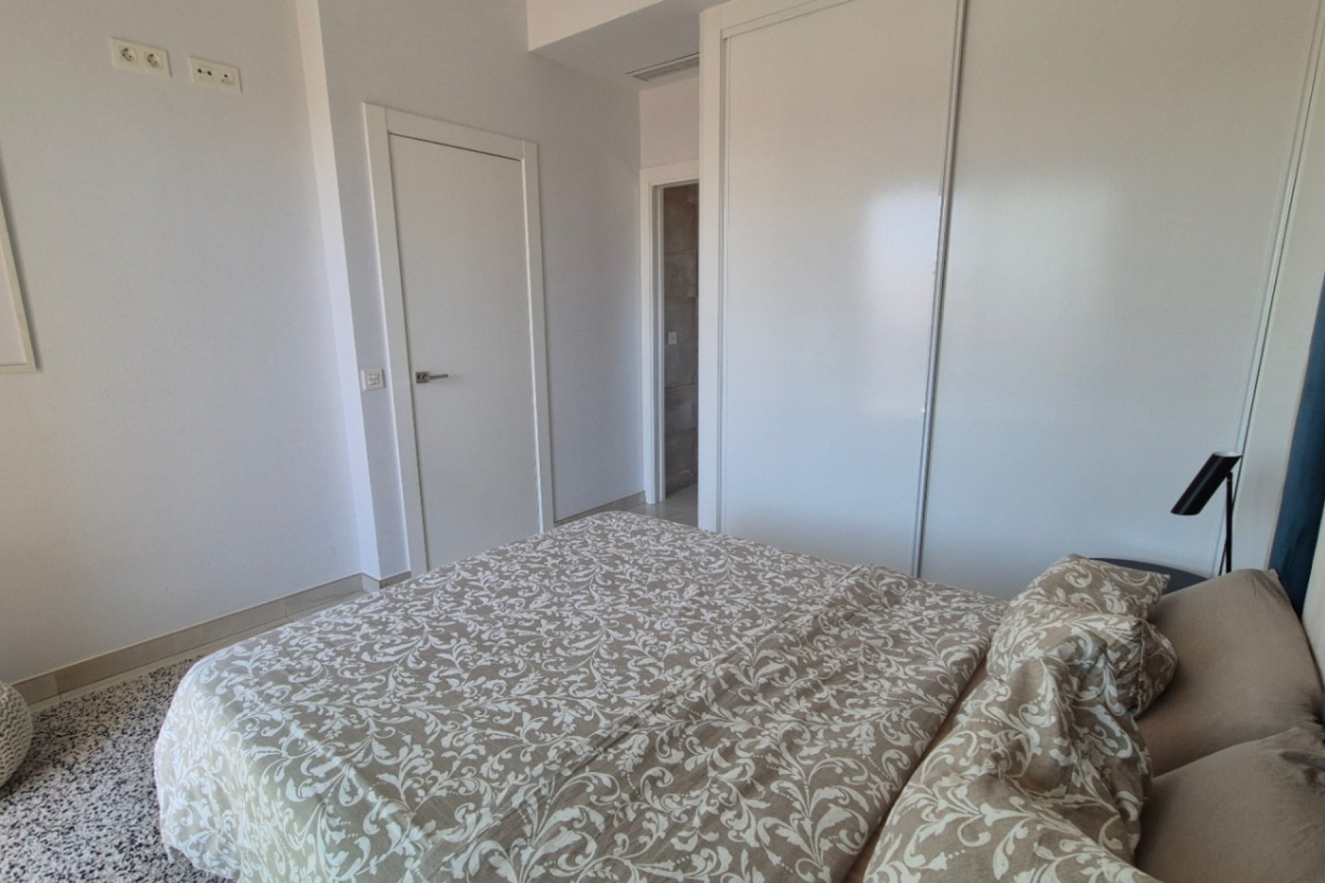 Herverkoop - Villa -
Torrevieja - Costa Blanca