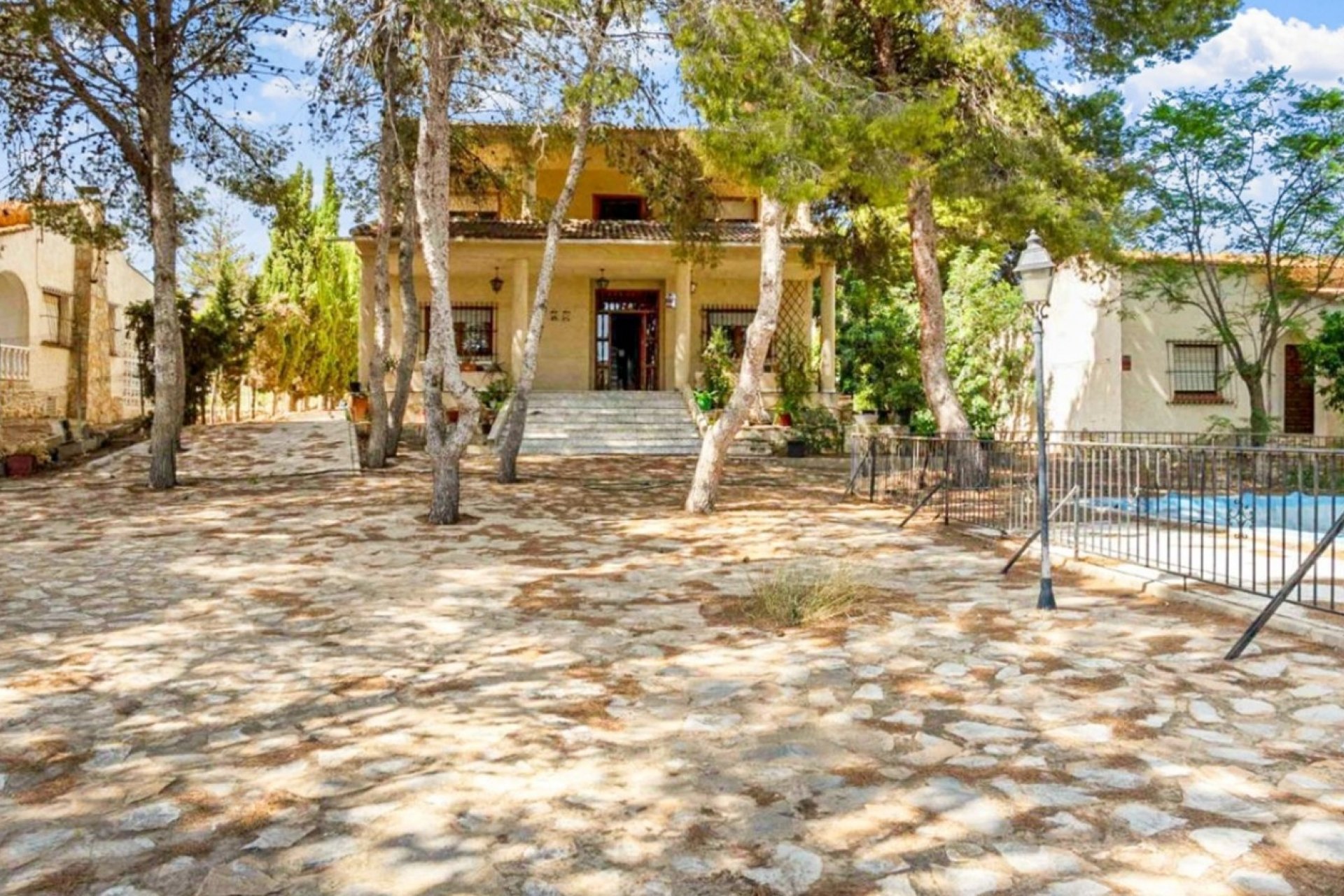 Herverkoop - Villa -
Torrevieja - Costa Blanca