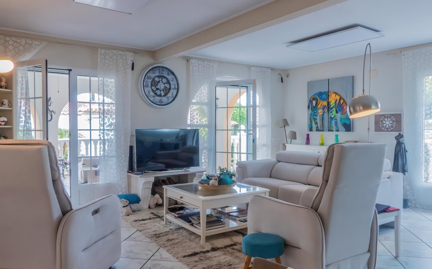 Herverkoop - Villa -
Torrevieja - Costa Blanca