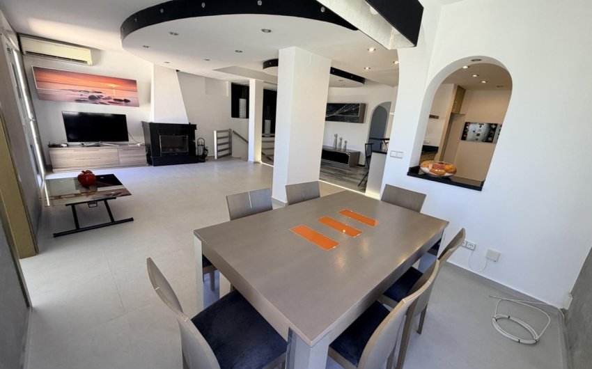 Herverkoop - Villa -
Torrevieja - Costa Blanca