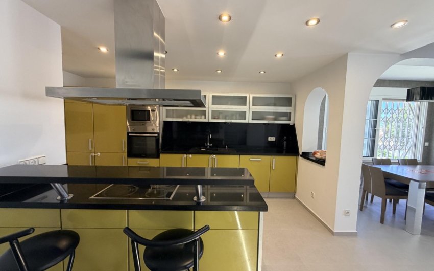 Herverkoop - Villa -
Torrevieja - Costa Blanca