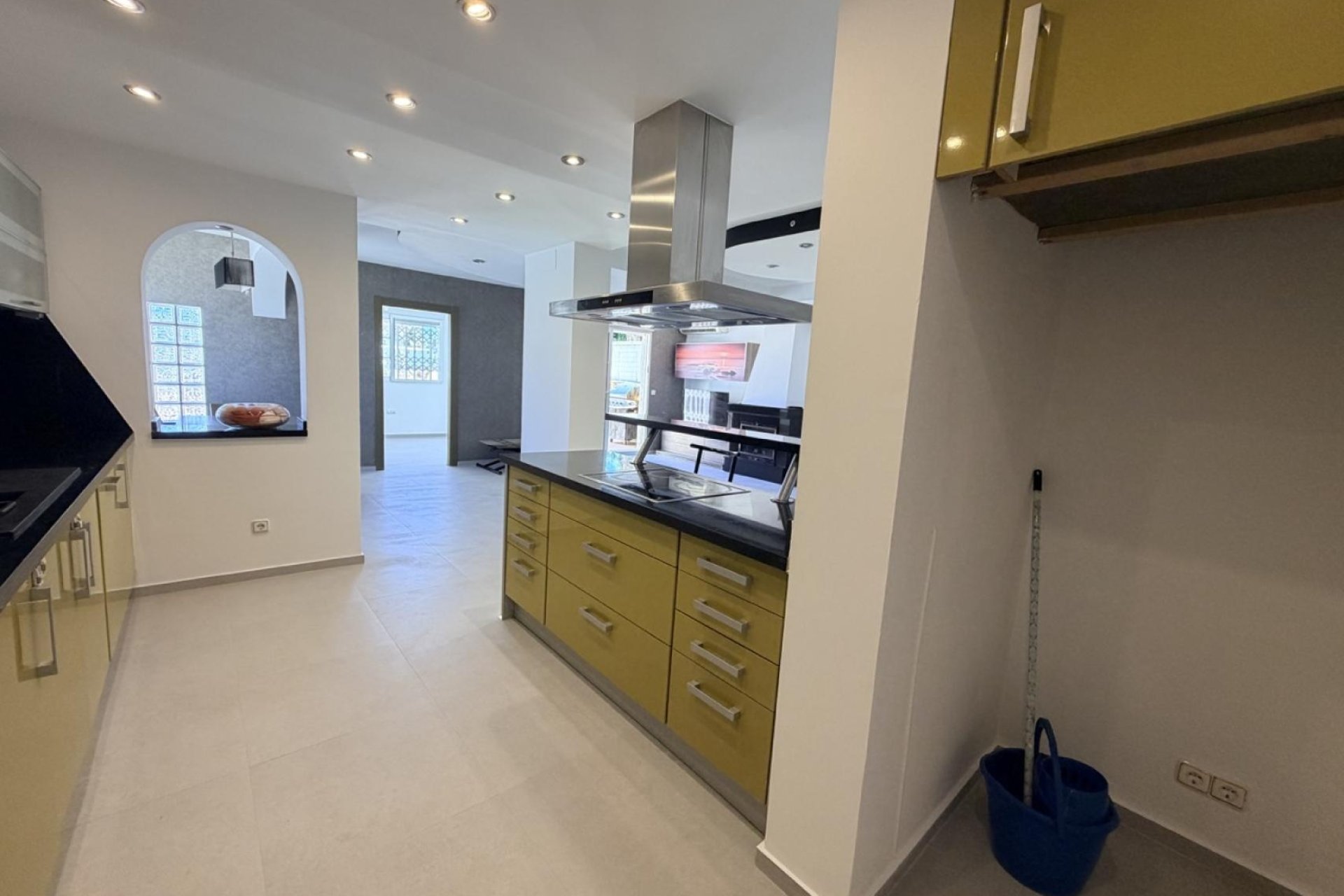 Herverkoop - Villa -
Torrevieja - Costa Blanca