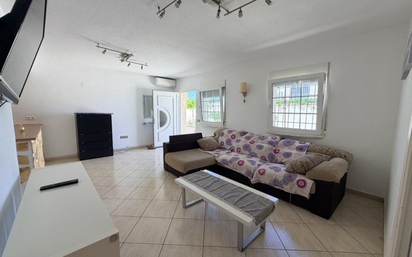 Herverkoop - Villa -
Torrevieja - Costa Blanca