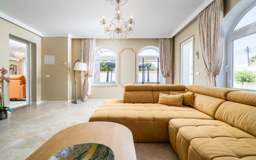 Herverkoop - Villa -
Torrevieja - Costa Blanca