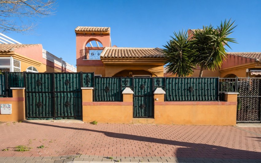 Herverkoop - Villa -
Torrevieja - Costa Blanca