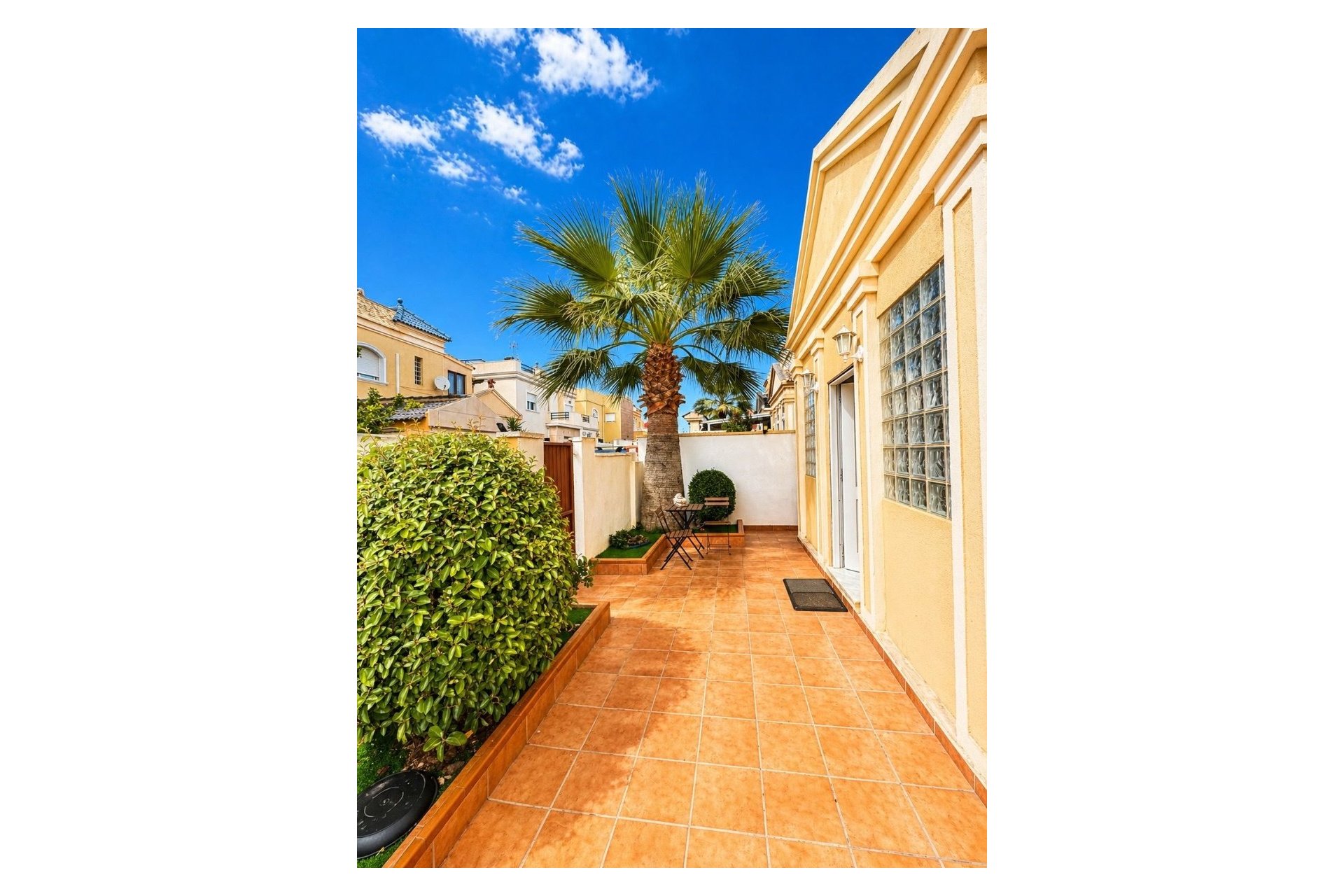 Herverkoop - Villa -
Torrevieja - Costa Blanca
