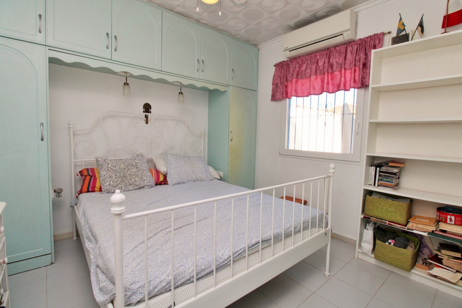 Herverkoop - Villa -
Torrevieja - El Chaparral