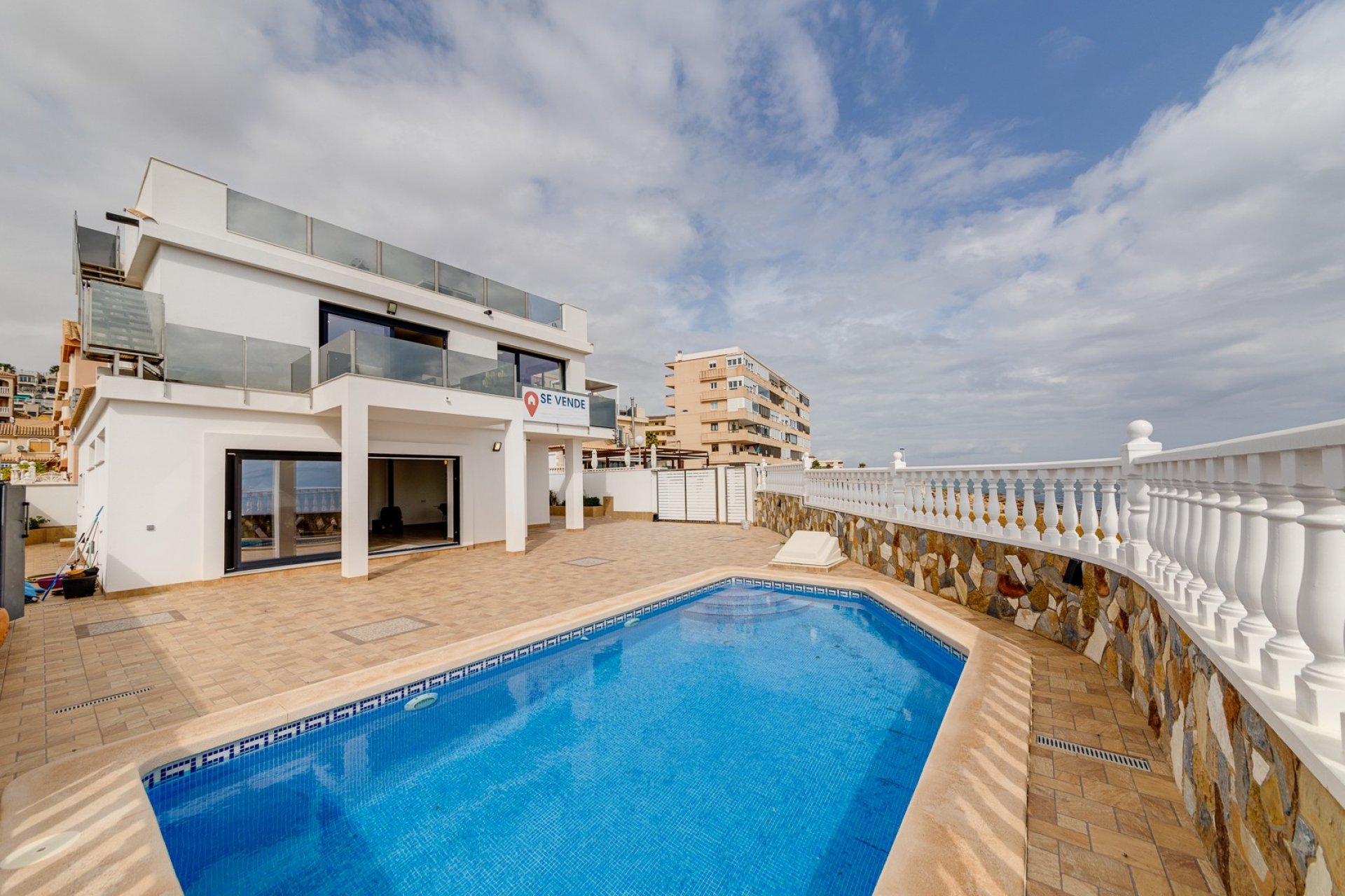Herverkoop - Villa -
Torrevieja - La Mata