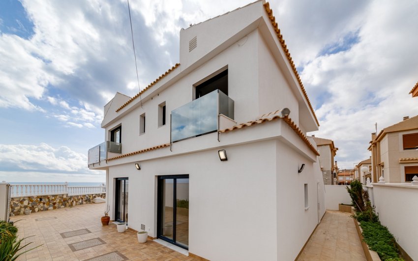 Herverkoop - Villa -
Torrevieja - La Mata