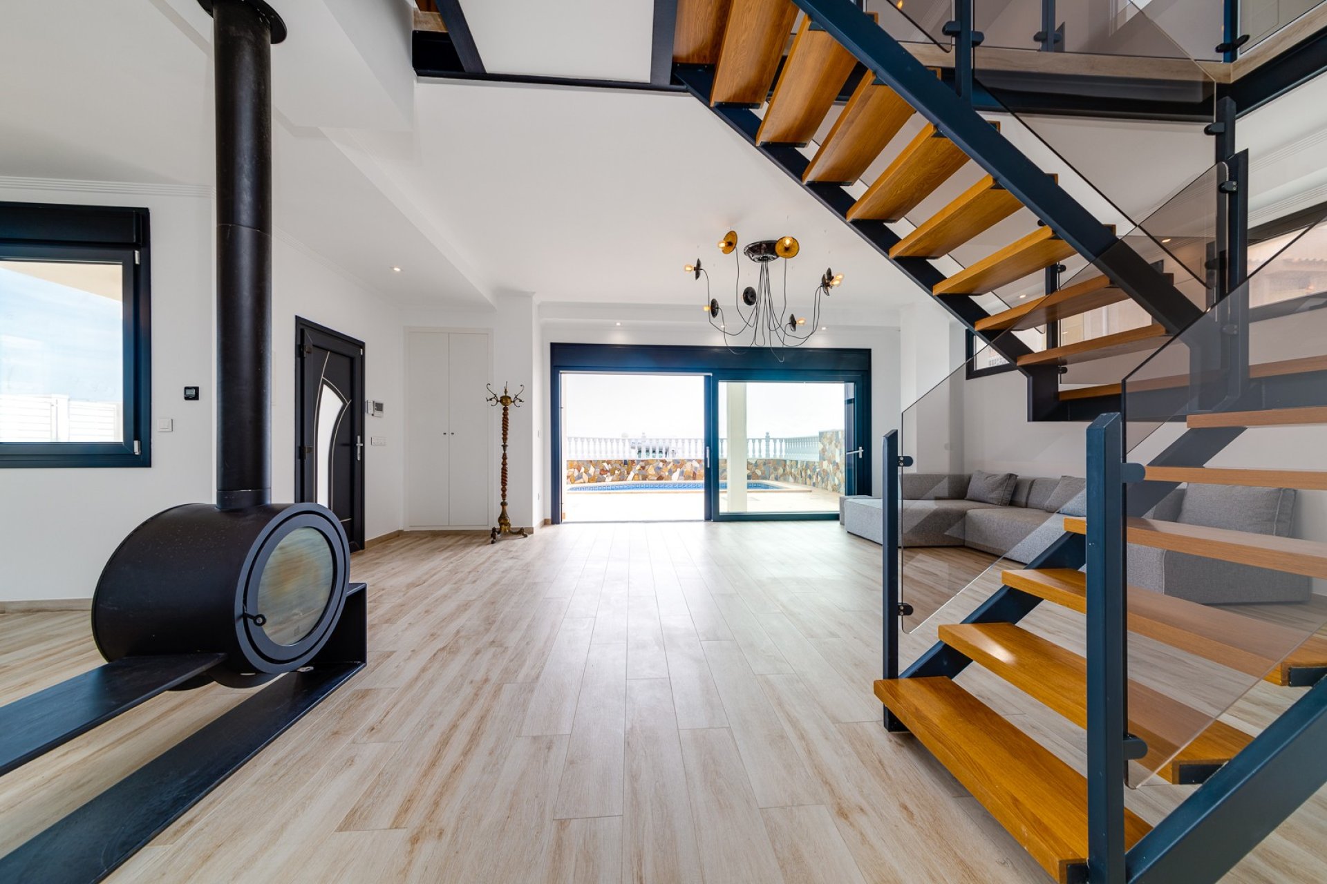 Herverkoop - Villa -
Torrevieja - La Mata