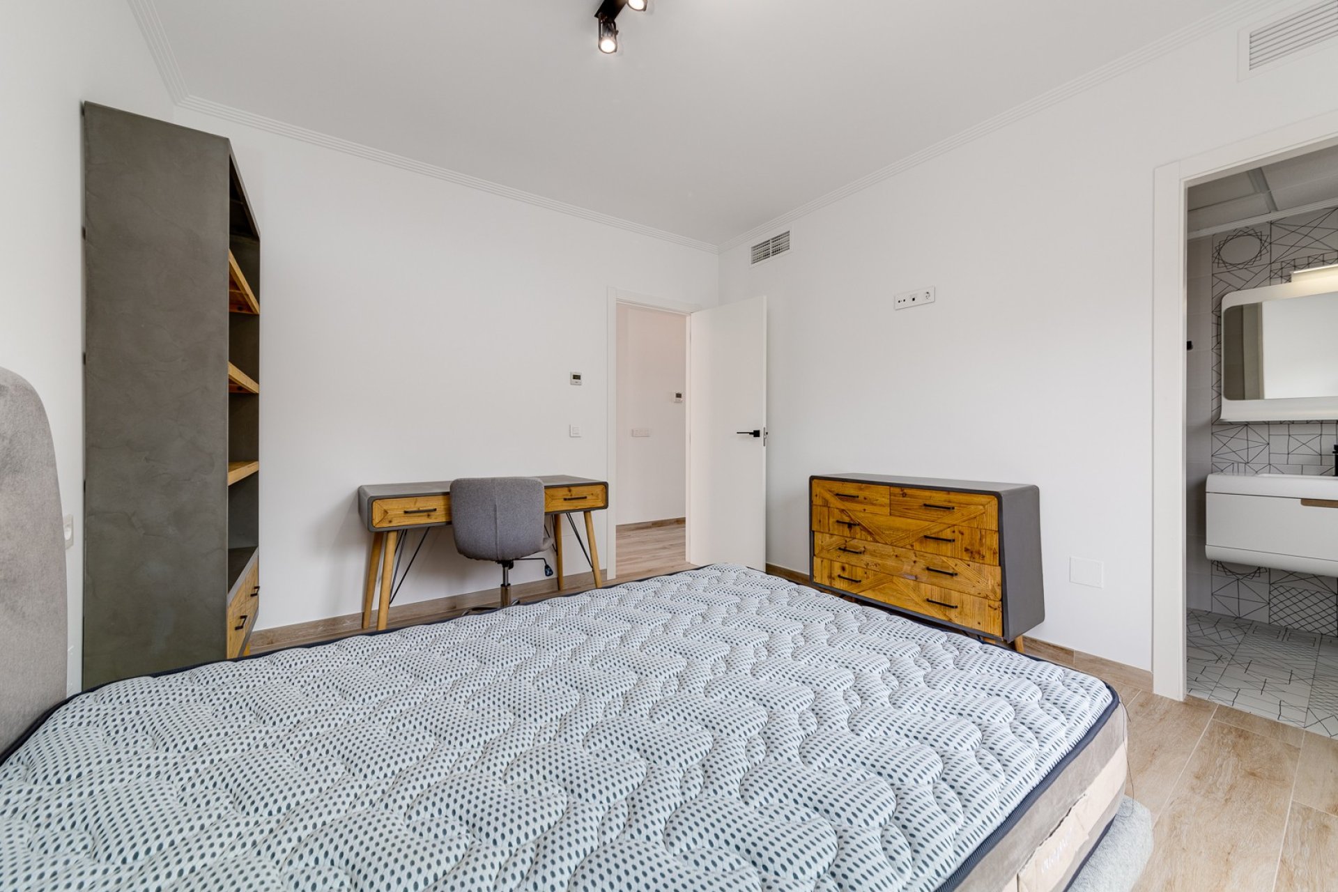 Herverkoop - Villa -
Torrevieja - La Mata