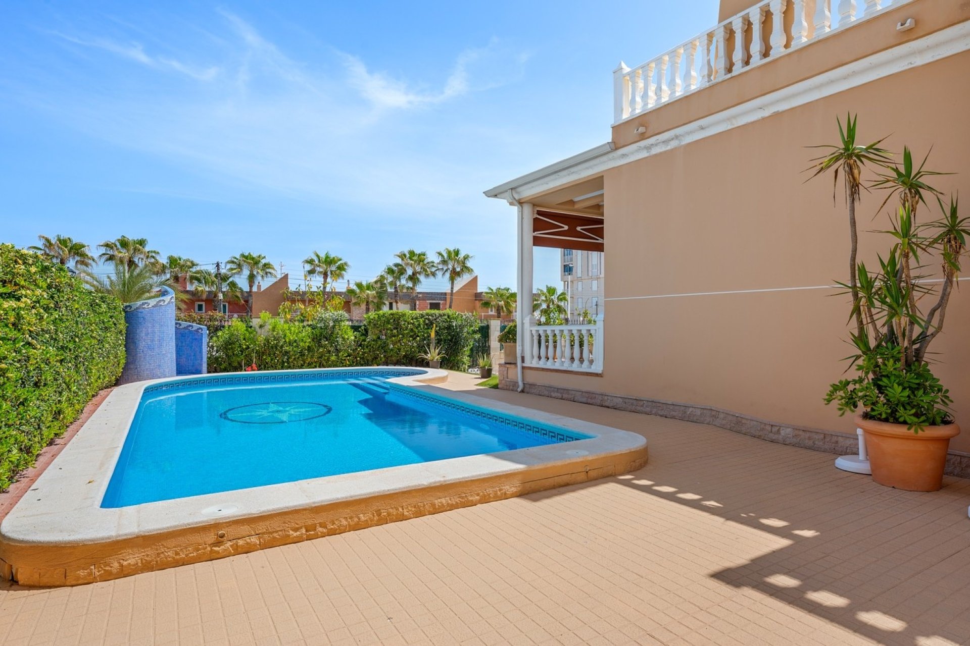 Herverkoop - Villa -
Torrevieja - La Mata
