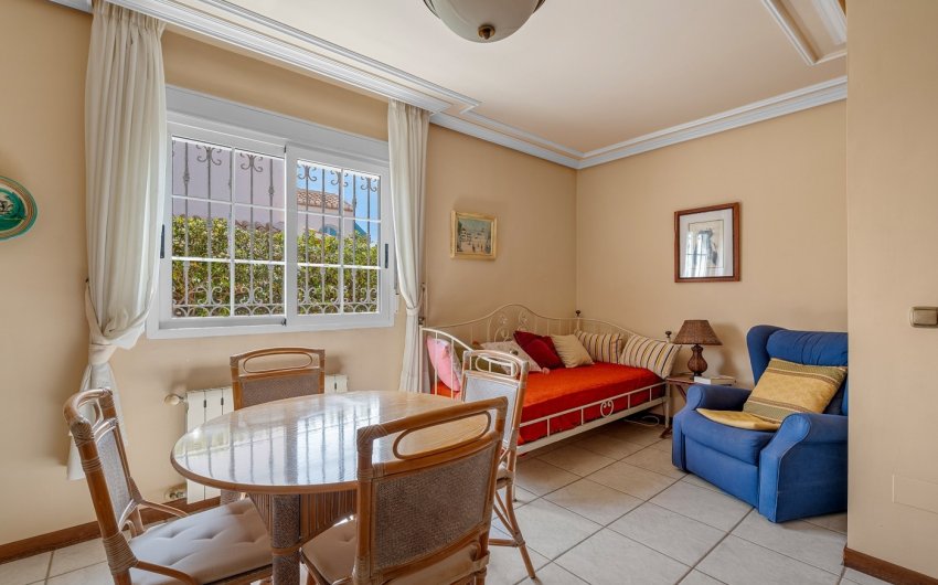 Herverkoop - Villa -
Torrevieja - La Mata