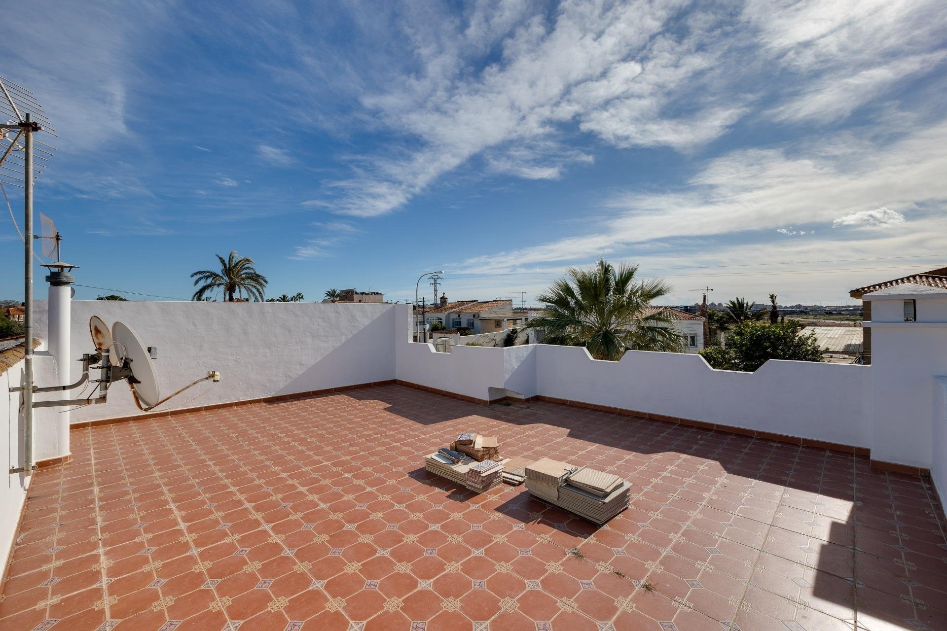 Herverkoop - Villa -
Torrevieja - La Siesta - El Salado - Torreta