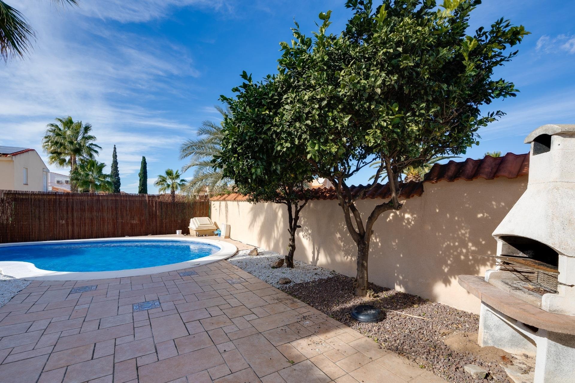 Herverkoop - Villa -
Torrevieja - La Siesta - El Salado - Torreta