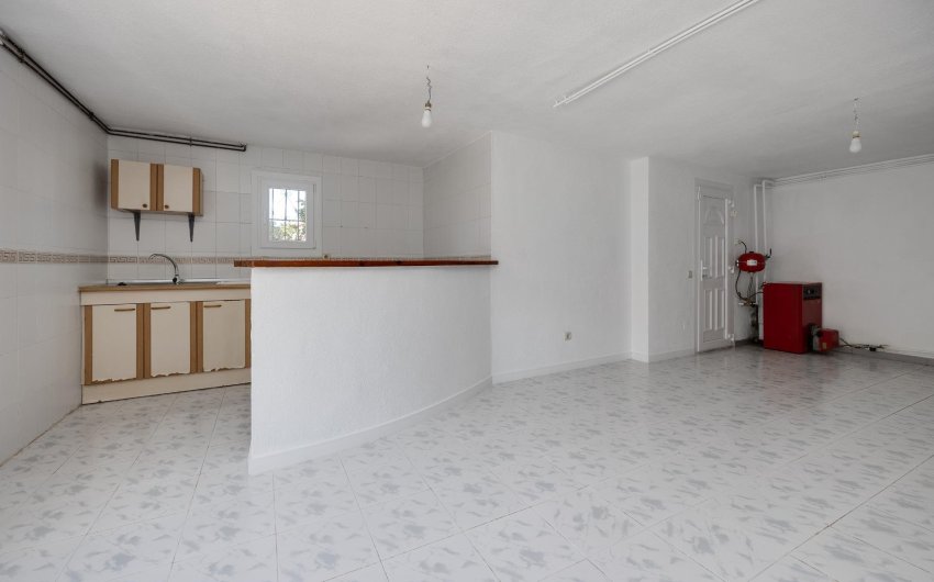 Herverkoop - Villa -
Torrevieja - La Siesta - El Salado - Torreta