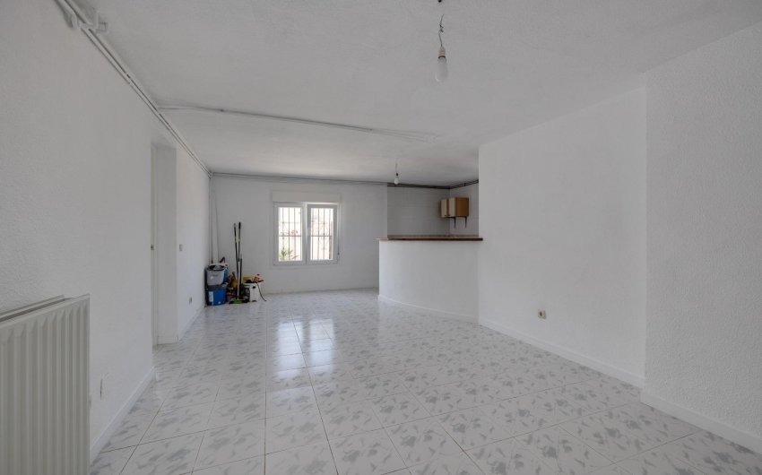 Herverkoop - Villa -
Torrevieja - La Siesta - El Salado - Torreta