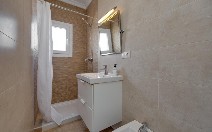 Herverkoop - Villa -
Torrevieja - La Siesta - El Salado - Torreta