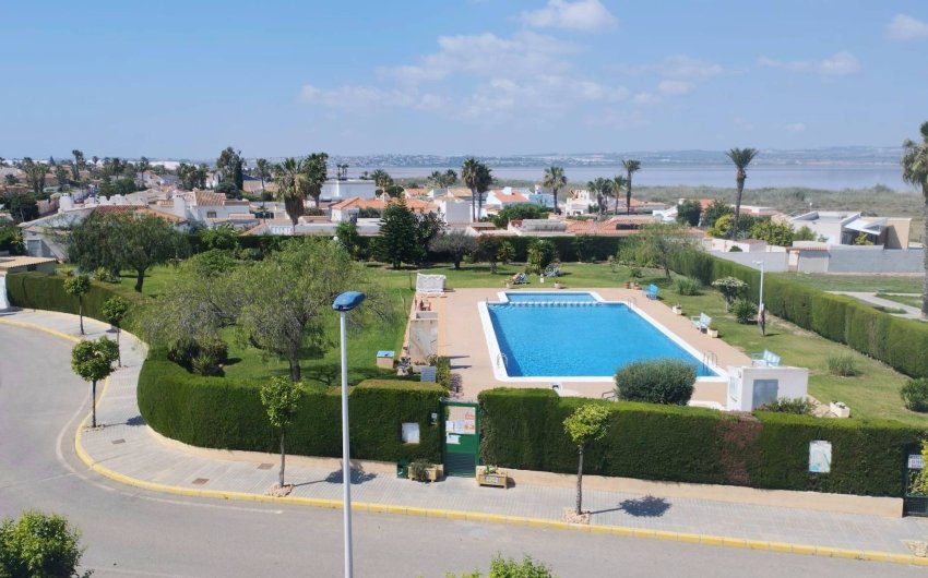Herverkoop - Villa -
Torrevieja - La Siesta - El Salado - Torreta