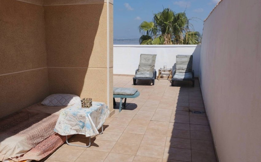 Herverkoop - Villa -
Torrevieja - La Siesta - El Salado - Torreta