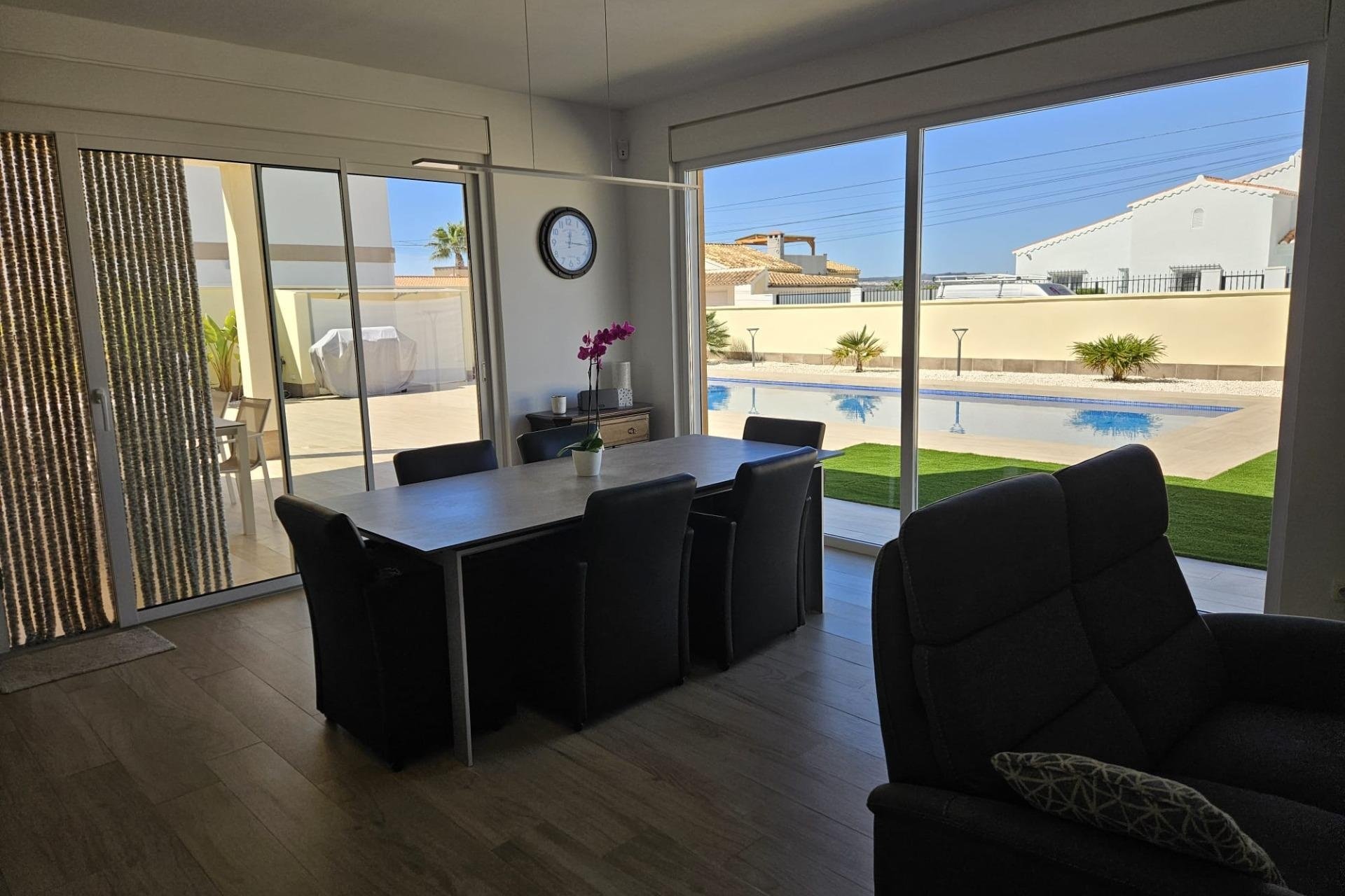 Herverkoop - Villa -
Torrevieja - La Siesta - El Salado - Torreta