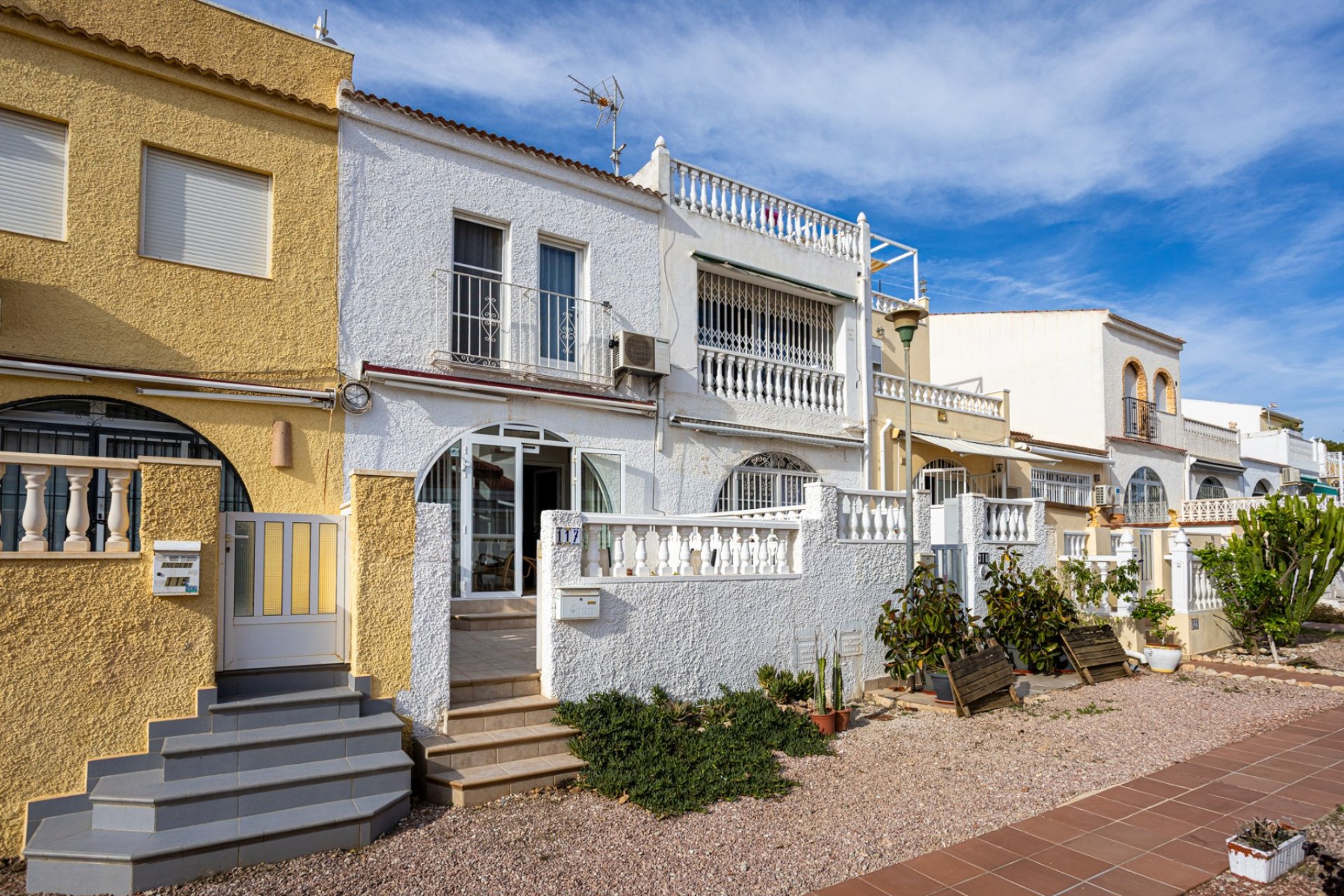Herverkoop - Villa -
Torrevieja - La Siesta