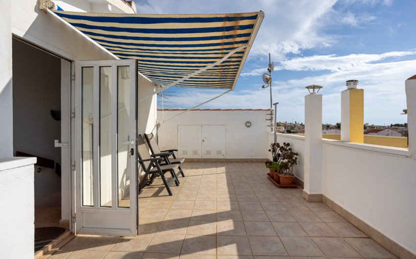 Herverkoop - Villa -
Torrevieja - La Siesta