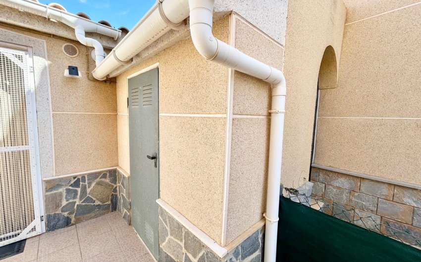 Herverkoop - Villa -
Torrevieja - La Siesta