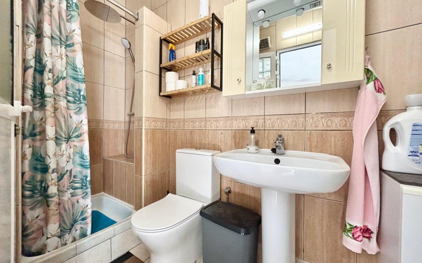 Herverkoop - Villa -
Torrevieja - La Siesta