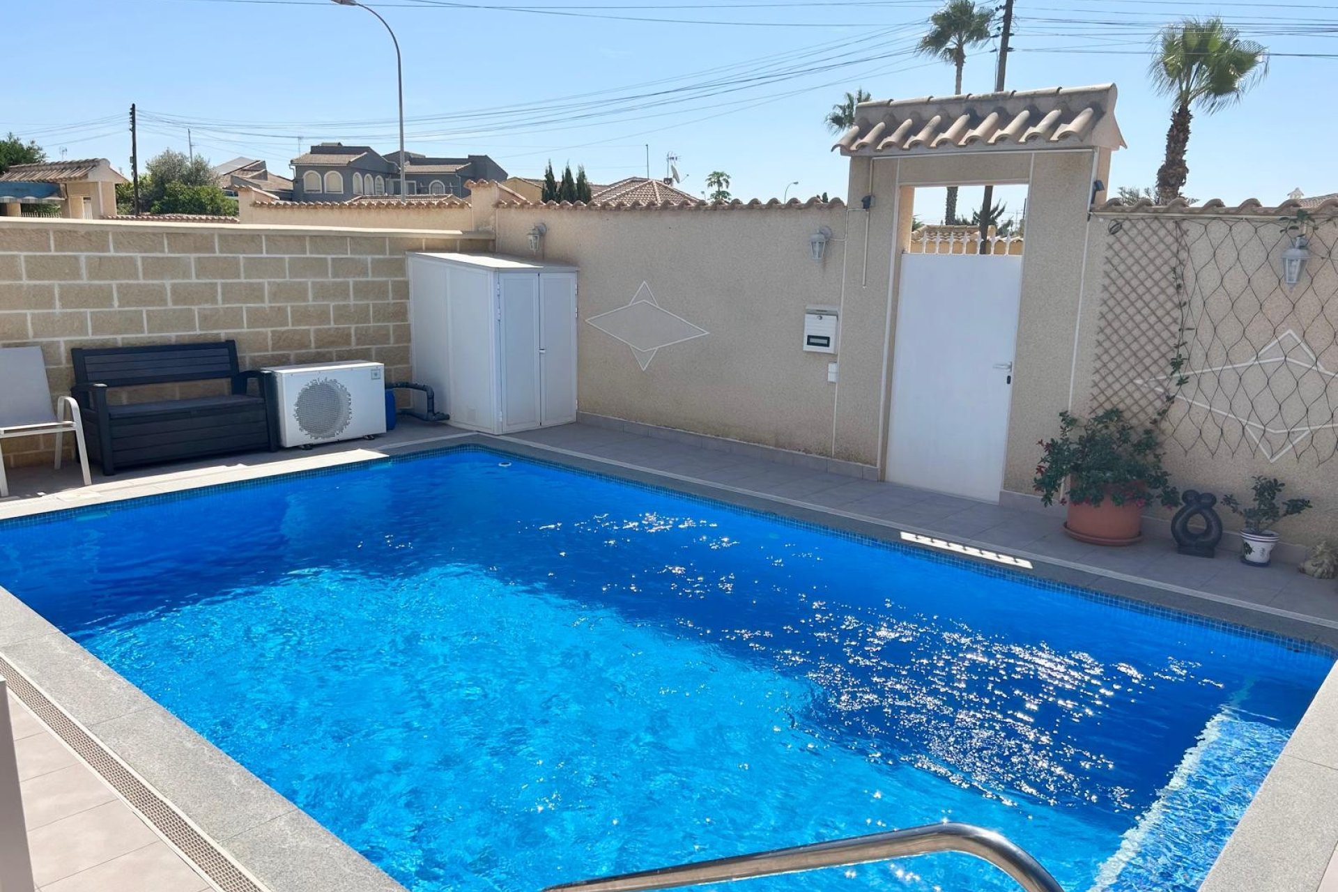 Herverkoop - Villa -
Torrevieja - La Siesta