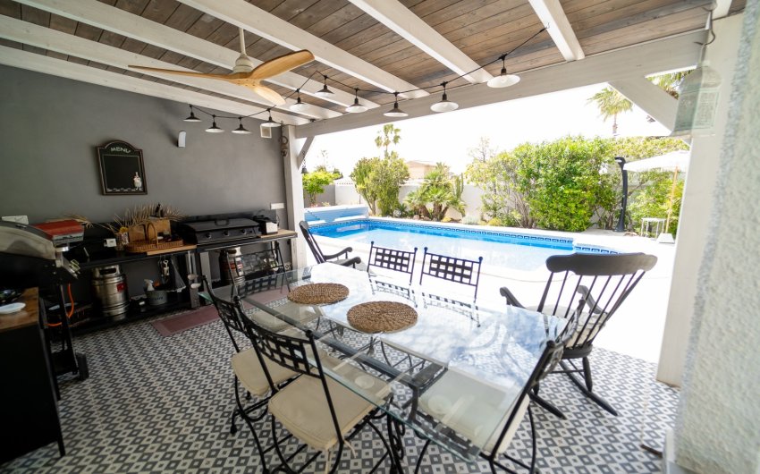 Herverkoop - Villa -
Torrevieja - La Siesta