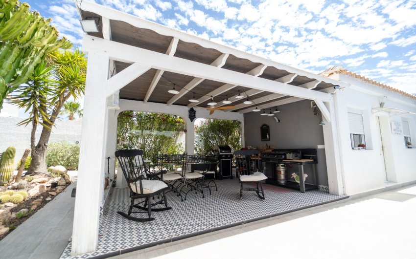 Herverkoop - Villa -
Torrevieja - La Siesta