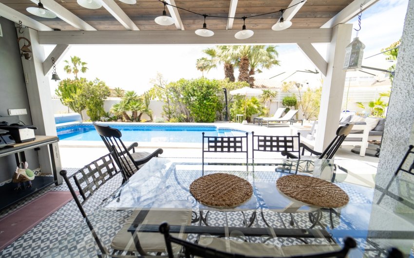 Herverkoop - Villa -
Torrevieja - La Siesta