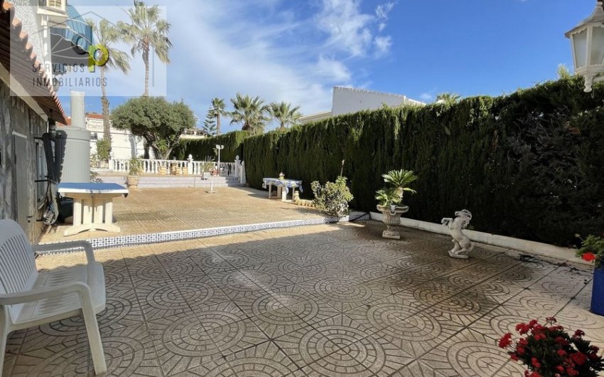 Herverkoop - Villa -
Torrevieja - La Siesta