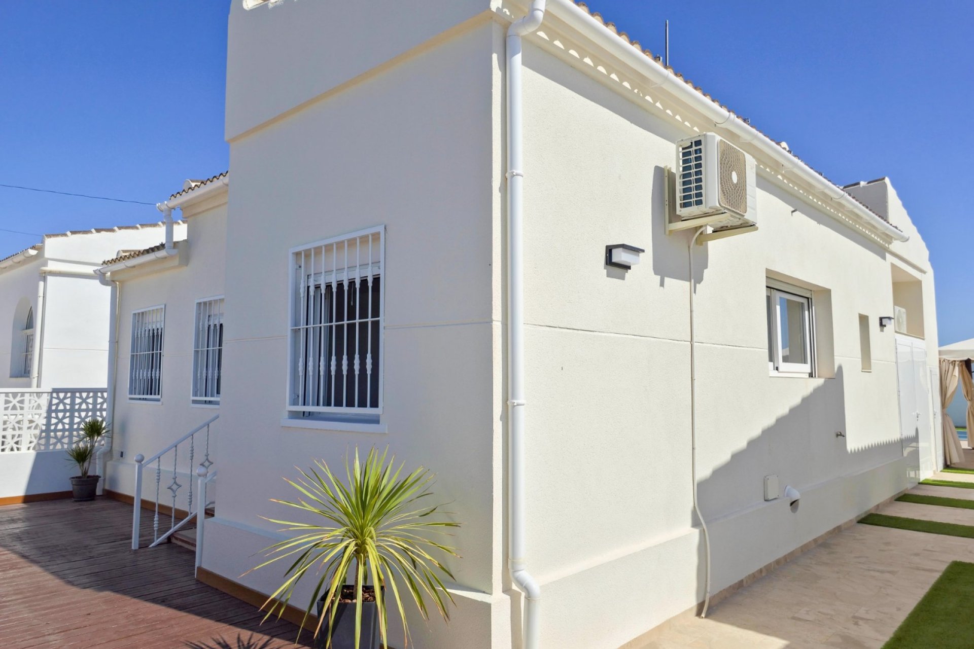 Herverkoop - Villa -
Torrevieja - La Siesta