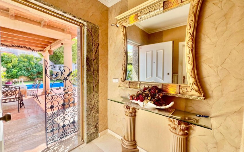 Herverkoop - Villa -
Torrevieja - Los Balcones - Los Altos del Edén