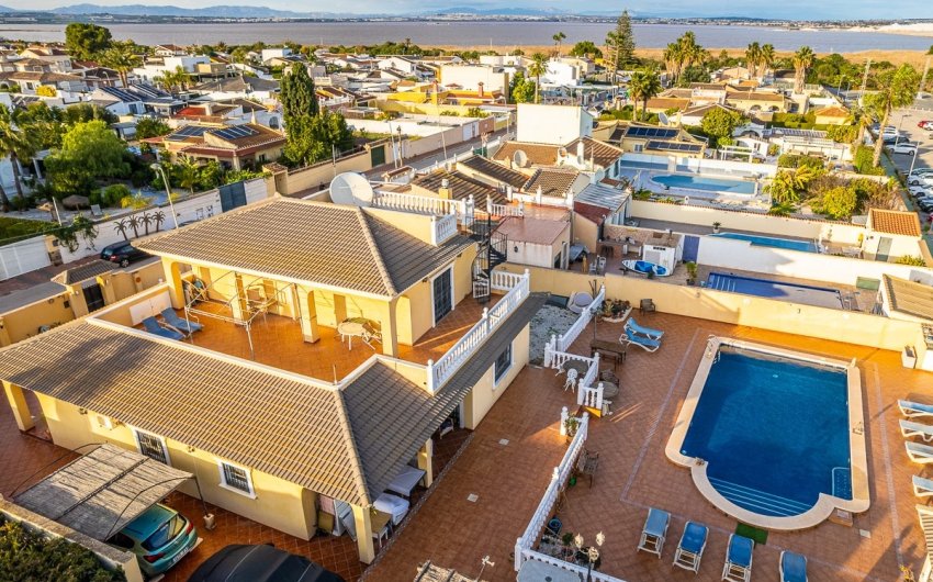 Herverkoop - Villa -
Torrevieja - LOS BALCONES - LOS ALTOS