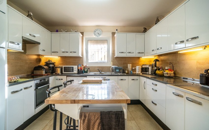 Herverkoop - Villa -
Torrevieja - LOS BALCONES - LOS ALTOS