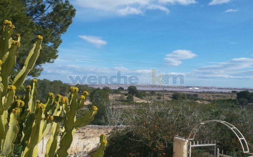 Herverkoop - Villa -
Torrevieja - Los Balcones