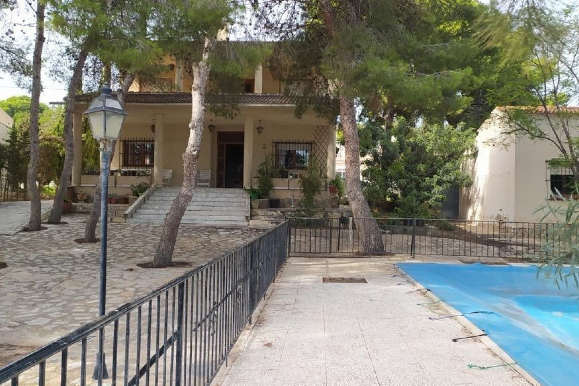 Herverkoop - Villa -
Torrevieja - Los Balcones