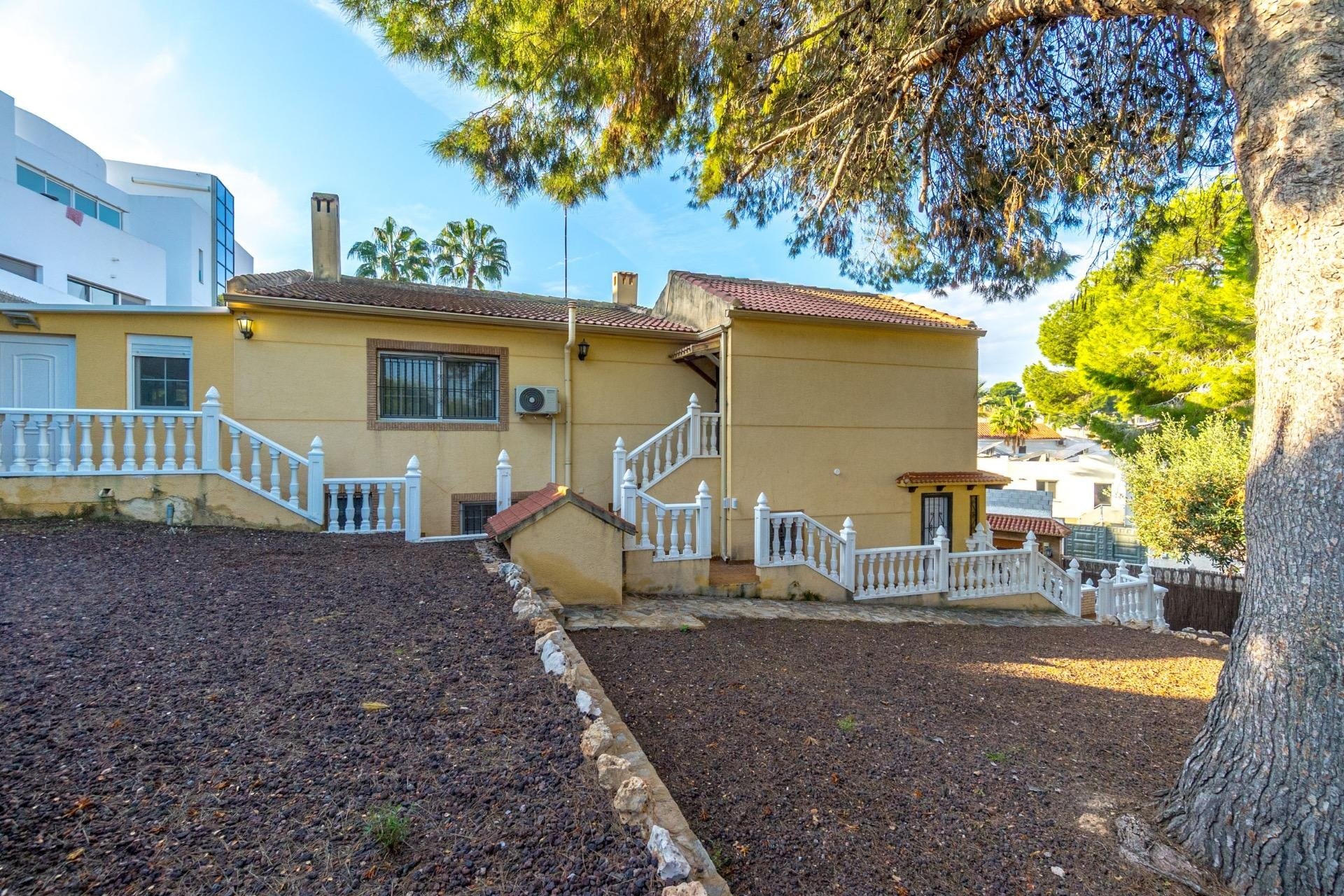 Herverkoop - Villa -
Torrevieja - Los Balcones