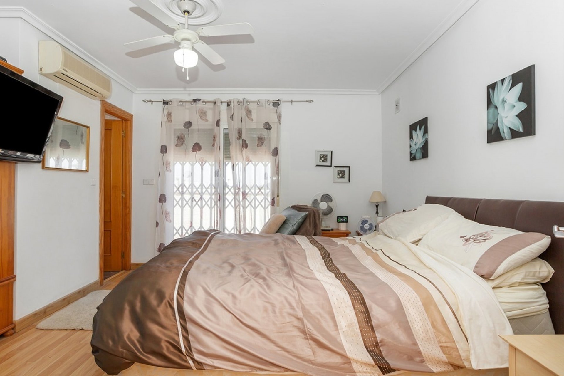 Herverkoop - Villa -
Torrevieja - Los Balcones