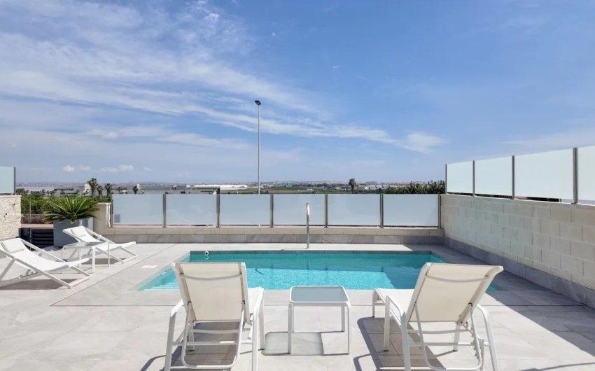 Herverkoop - Villa -
Torrevieja - Los Balcones