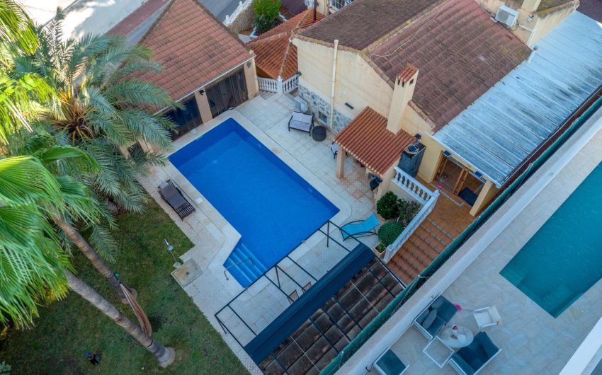 Herverkoop - Villa -
Torrevieja - Los Balcones