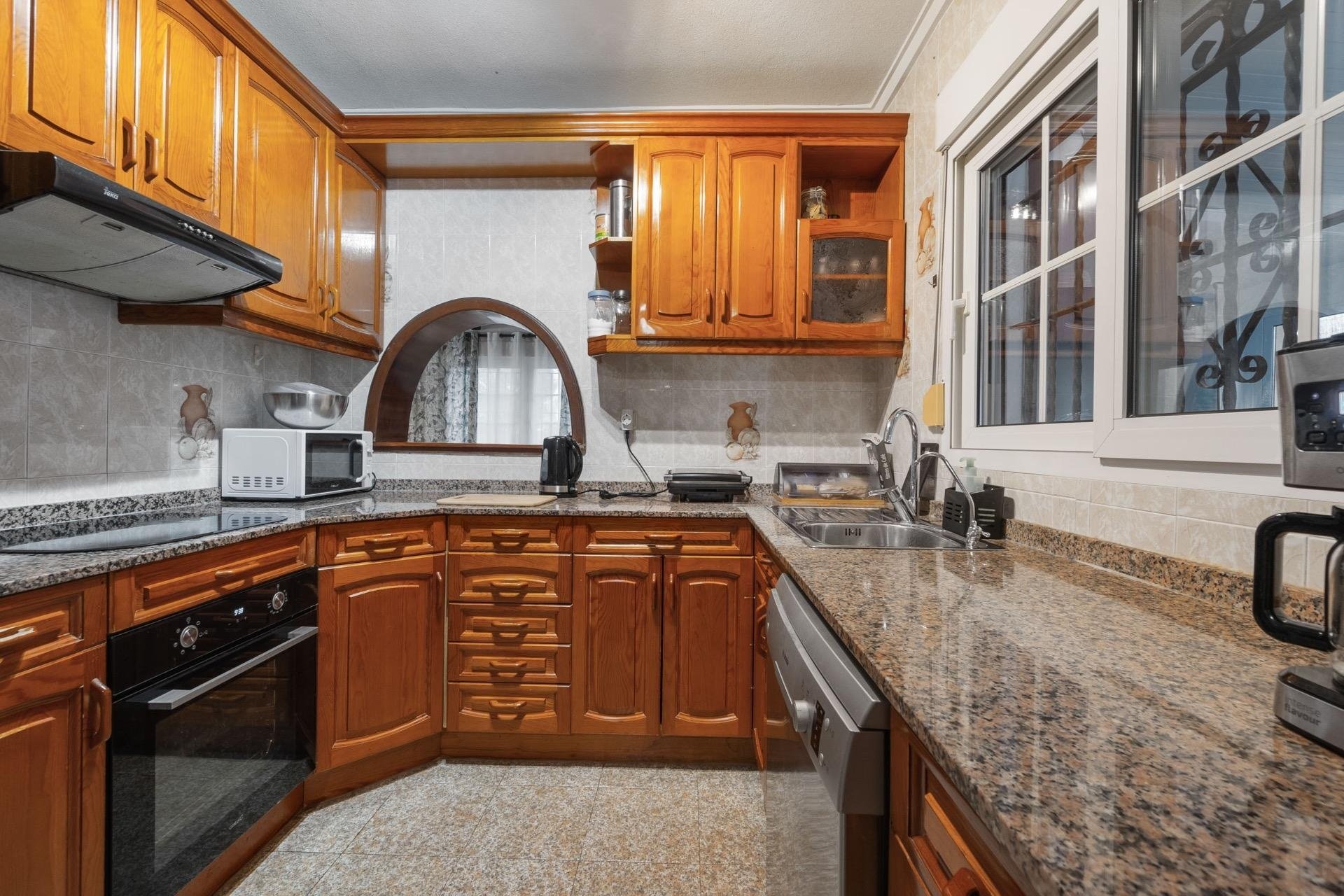 Herverkoop - Villa -
Torrevieja - Los Balcones