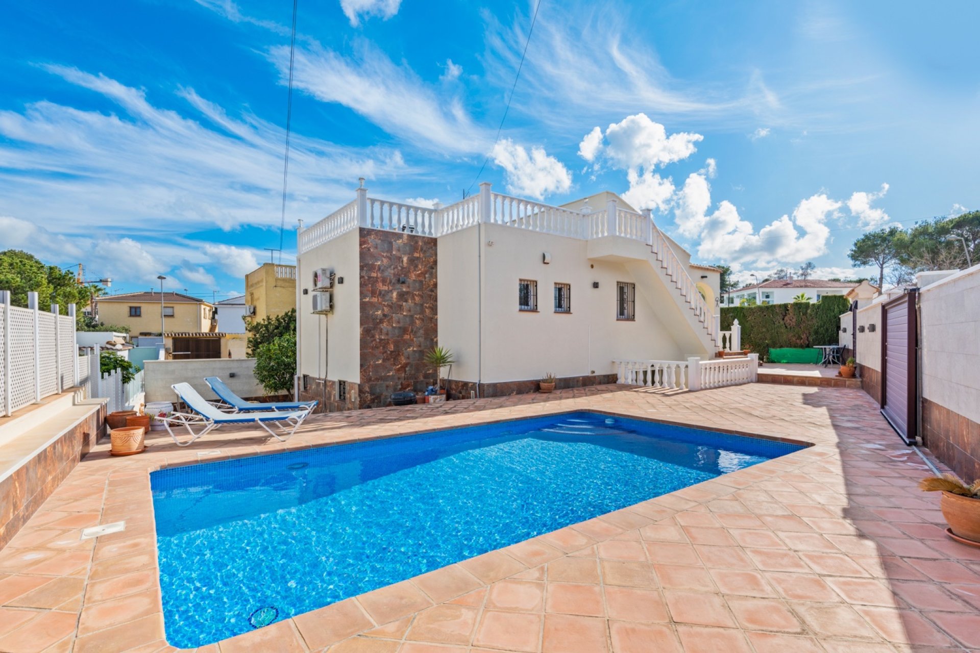 Herverkoop - Villa -
Torrevieja - Los Balcones