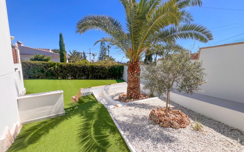 Herverkoop - Villa -
Torrevieja - Los Balcones